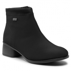 413Q6 R8872:Noir